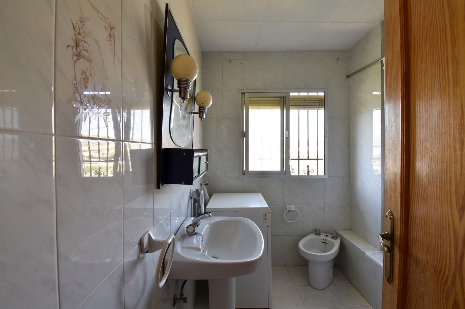 Chalet de 10 habitaciones en Padul en venta con piscina garaje - 320.000 € (Ref: 9675024)