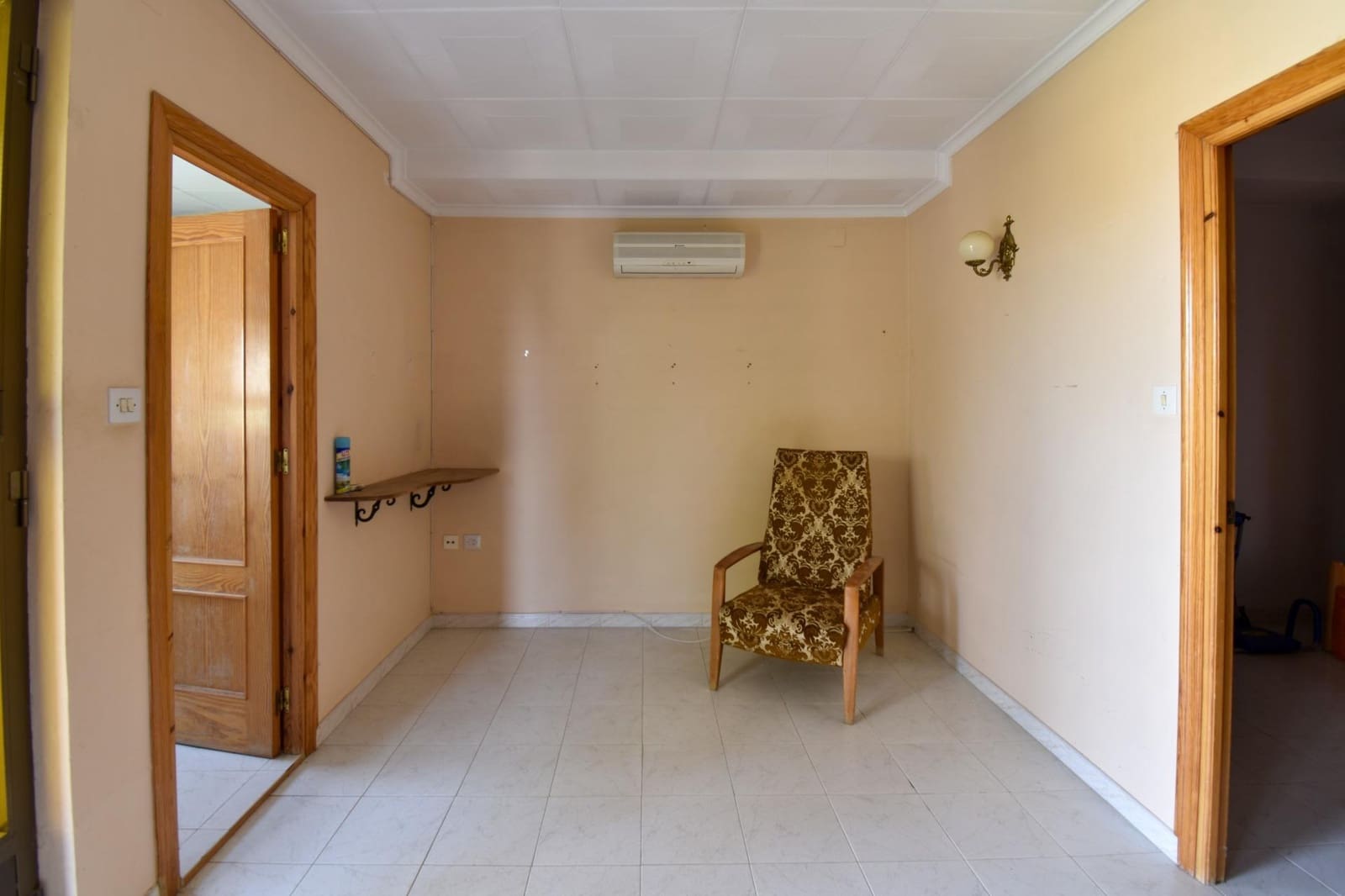 Chalet de 10 habitaciones en Padul en venta con piscina garaje - 320.000 € (Ref: 9675024)