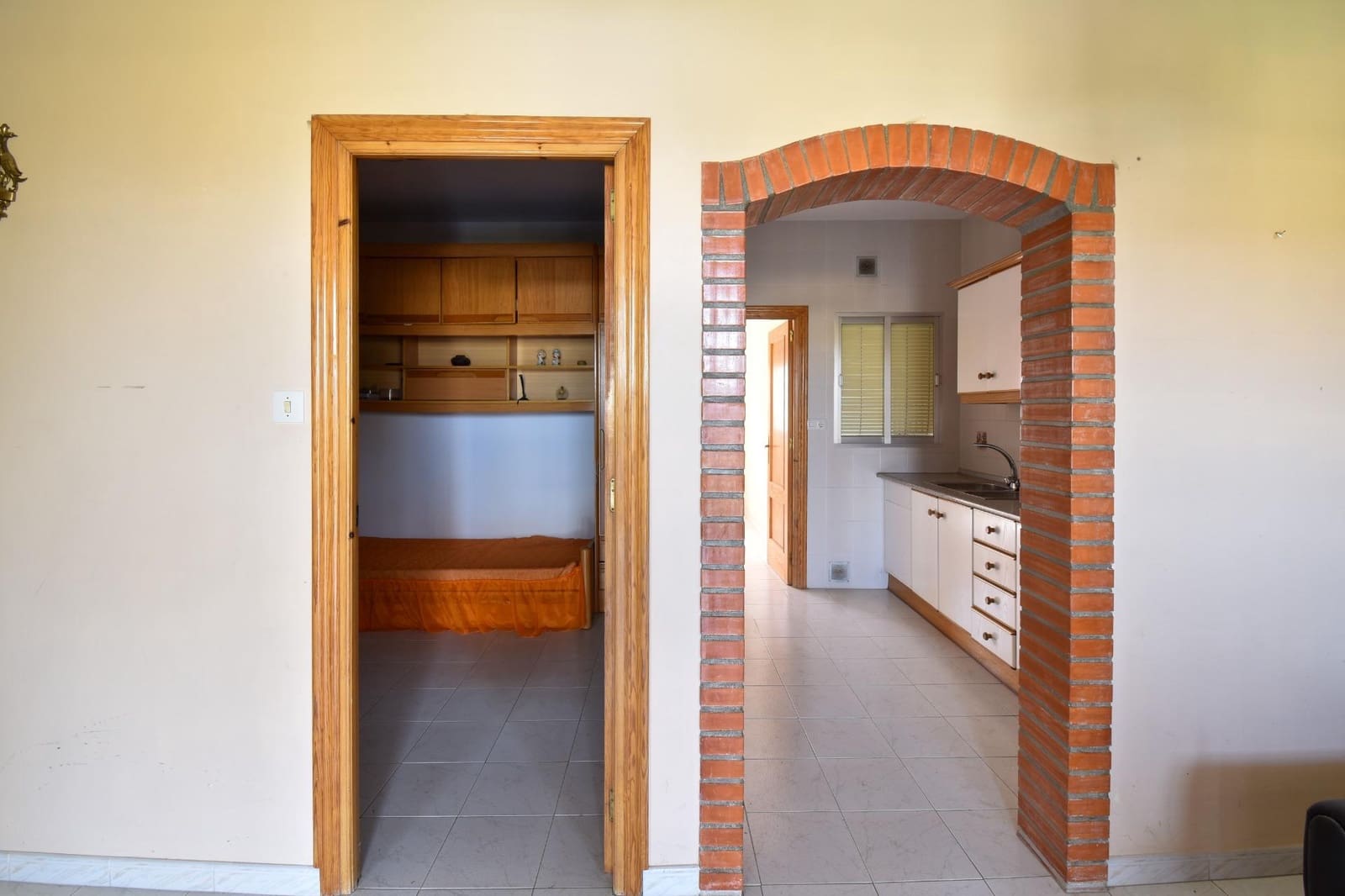 Chalet de 10 habitaciones en Padul en venta con piscina garaje - 320.000 € (Ref: 9675024)