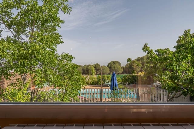 3 sovrum Villa till salu i La Zubia med pool garage - 350 000 € (Ref: 9675026)