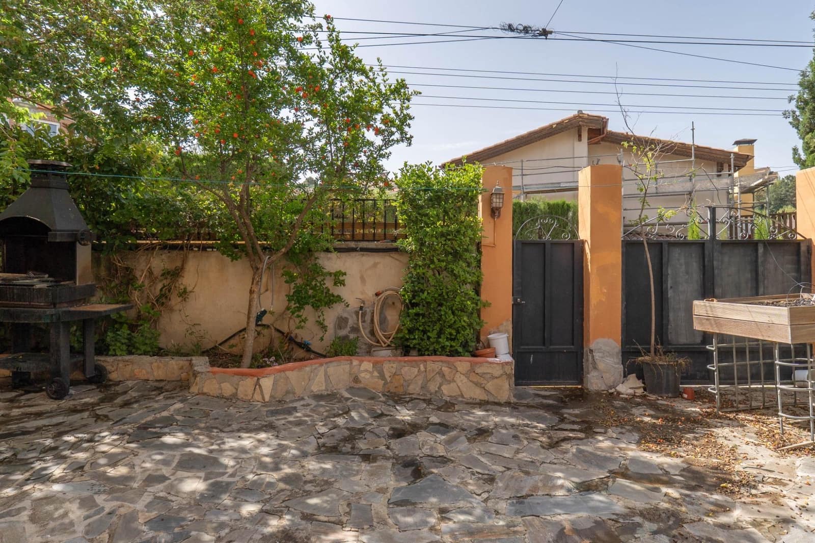 3 bedroom Villa for sale in La Zubia with pool garage - € 350,000 (Ref: 9675026)