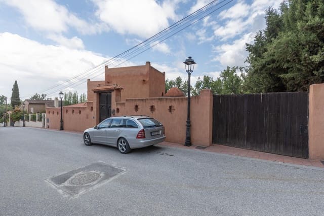 4 sypialnia Finka/Dom wiejski na sprzedaż w Alfacar z basenem garażem - 360 000 € (Ref: 9675029)