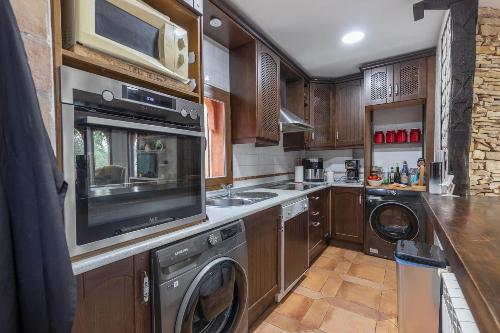 4 makuuhuone Maalaistalo myytävänä paikassa Alfacar mukana uima-altaan 
autotalli - 360 000 € (Ref: 9675029)