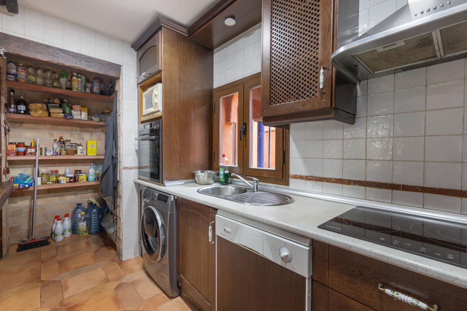 4 makuuhuone Maalaistalo myytävänä paikassa Alfacar mukana uima-altaan 
autotalli - 360 000 € (Ref: 9675029)