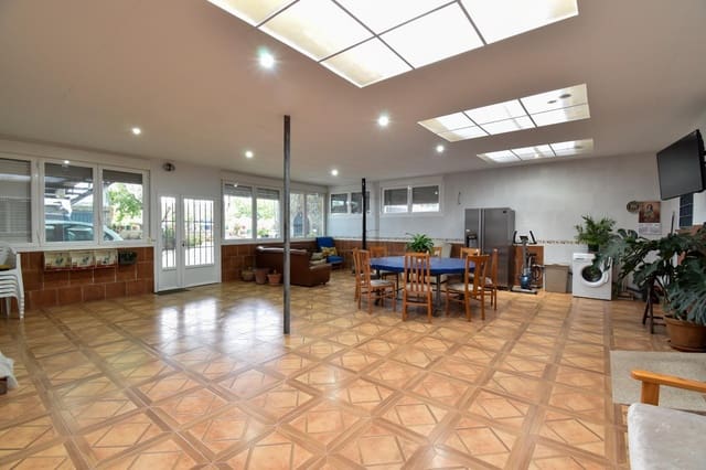 Finca/Casa Rural de 3 habitaciones en Padul en venta con garaje - 250.000 € (Ref: 9675030)