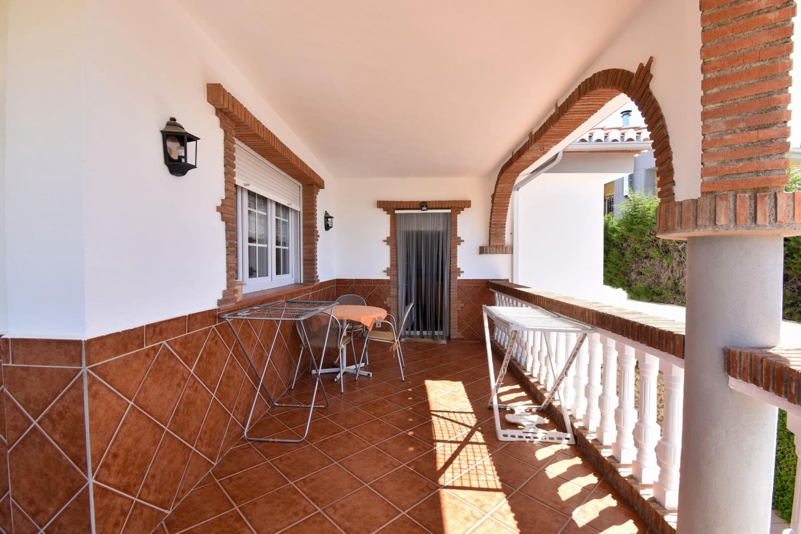 Chalet de 6 habitaciones en Padul en venta con piscina garaje - 499.000 € (Ref: 9675031)