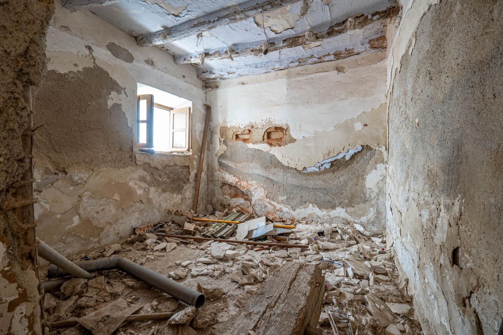 2 makuuhuone Omakotitalo myytävänä paikassa La Zubia - 42 000 € (Ref: 9675034)