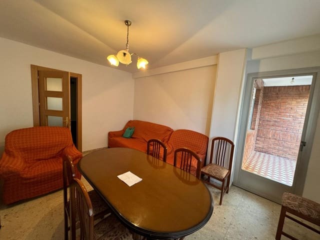 Piso de 3 habitaciones en Cervantes, Granada ciudad en alquiler - 750 € (Ref: 9675035)