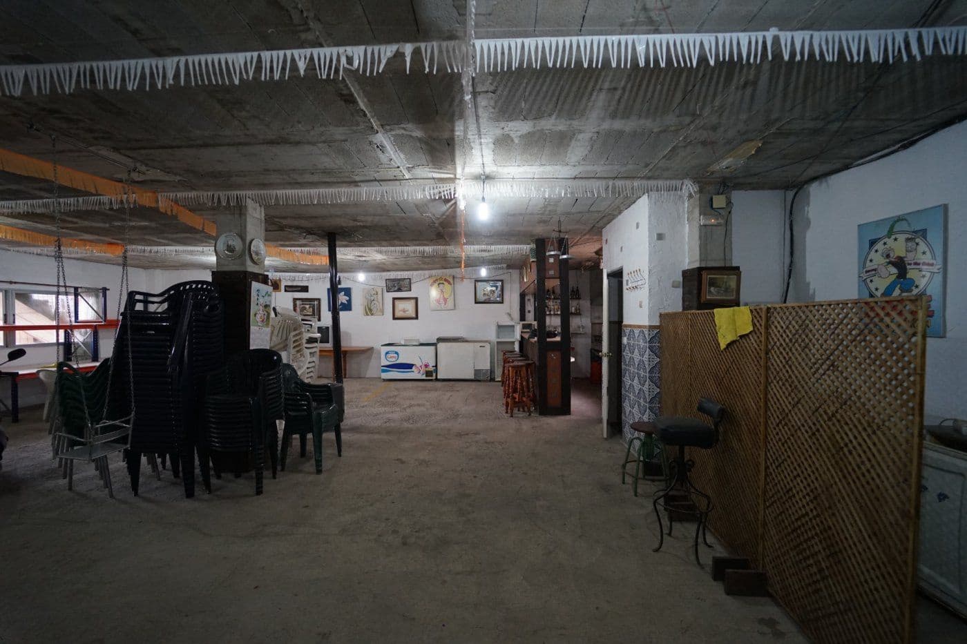 Apartamento de 18 habitaciones en Vélez-Málaga en venta - 500.000 € (Ref: 9675042)