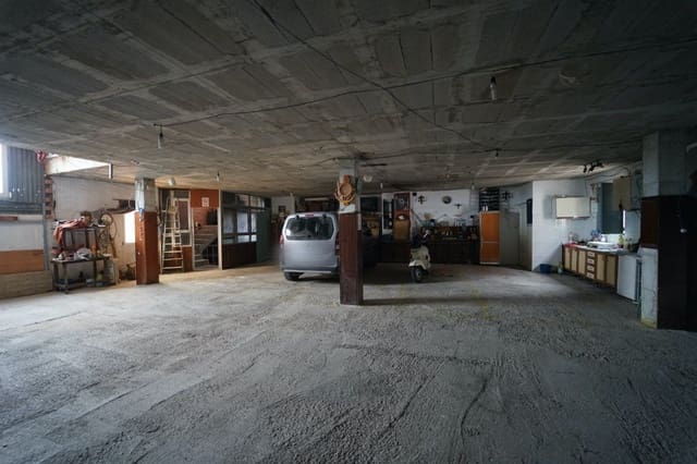 Apartamento de 18 habitaciones en Vélez-Málaga en venta - 500.000 € (Ref: 9675042)