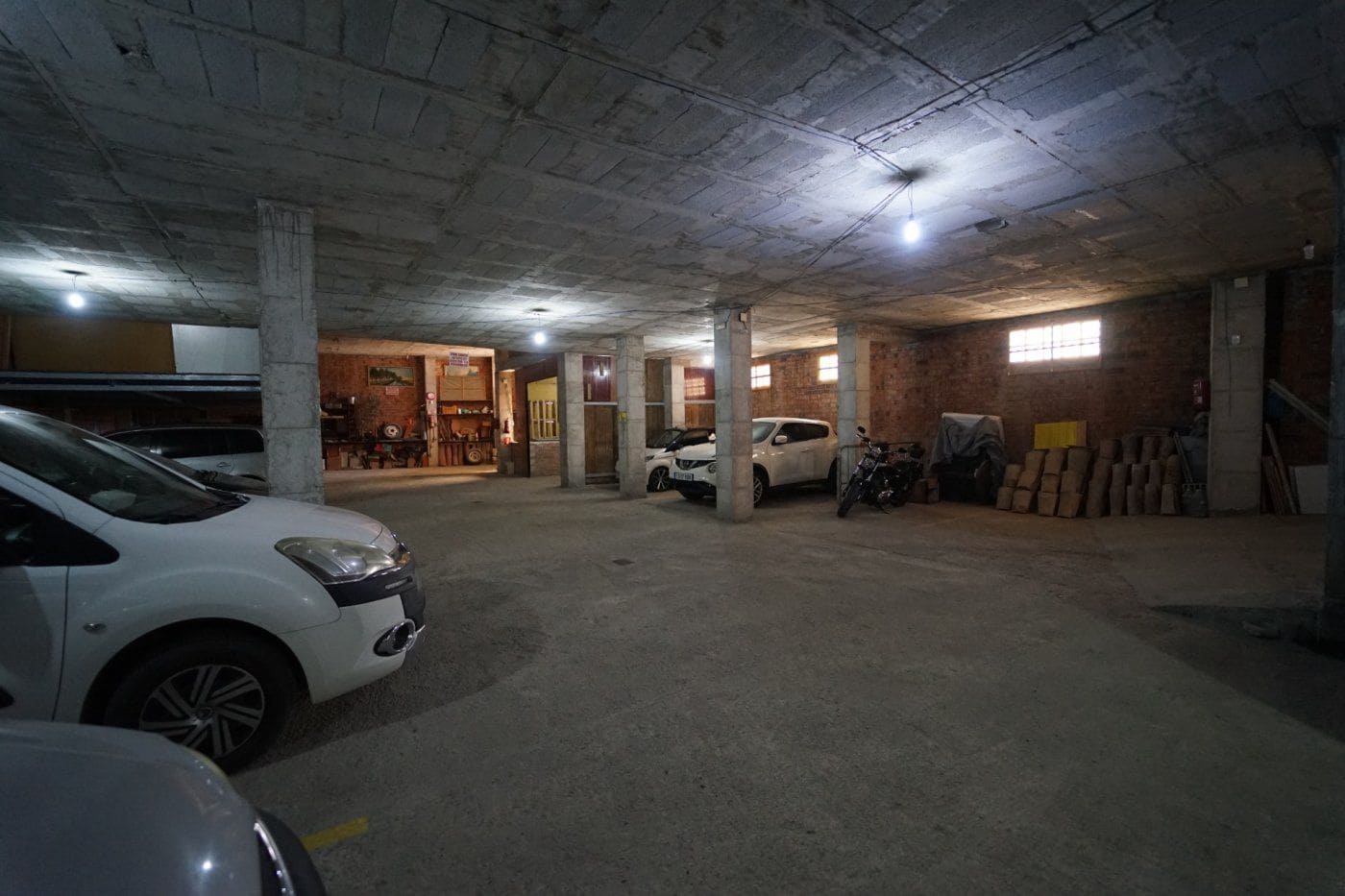 Apartamento de 18 habitaciones en Vélez-Málaga en venta - 500.000 € (Ref: 9675042)