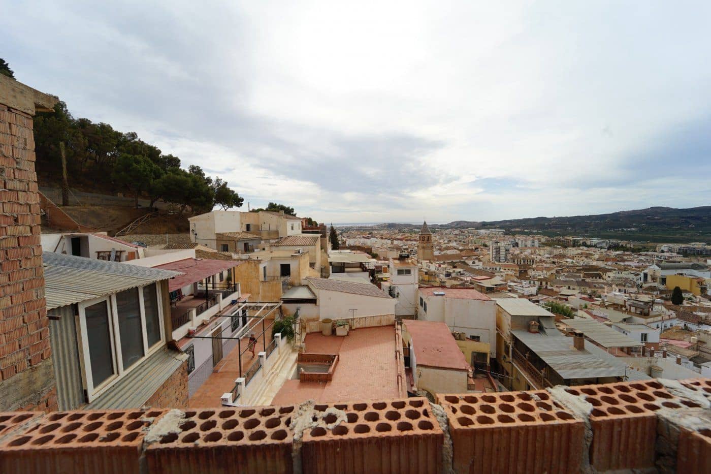 Apartamento de 18 habitaciones en Vélez-Málaga en venta - 500.000 € (Ref: 9675042)