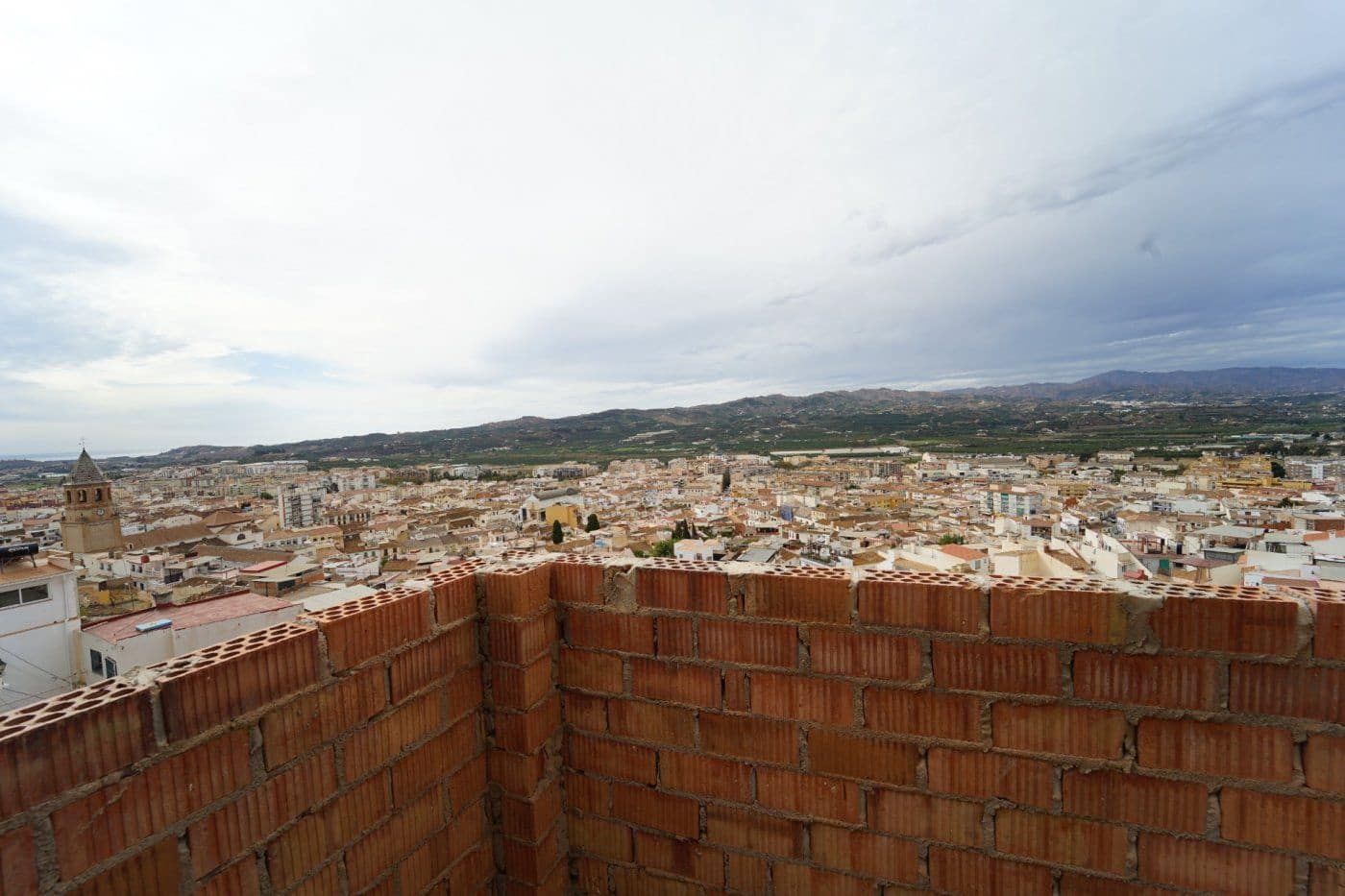 Apartamento de 18 habitaciones en Vélez-Málaga en venta - 500.000 € (Ref: 9675042)