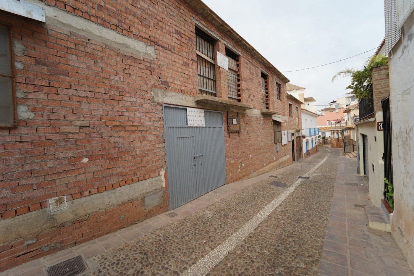 Apartamento de 18 habitaciones en Vélez-Málaga en venta - 500.000 € (Ref: 9675042)