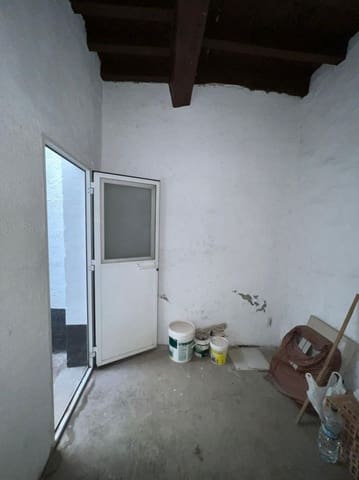 Gewerbe zu vermieten in Granada Stadt - 680 € (Ref: 9675043)