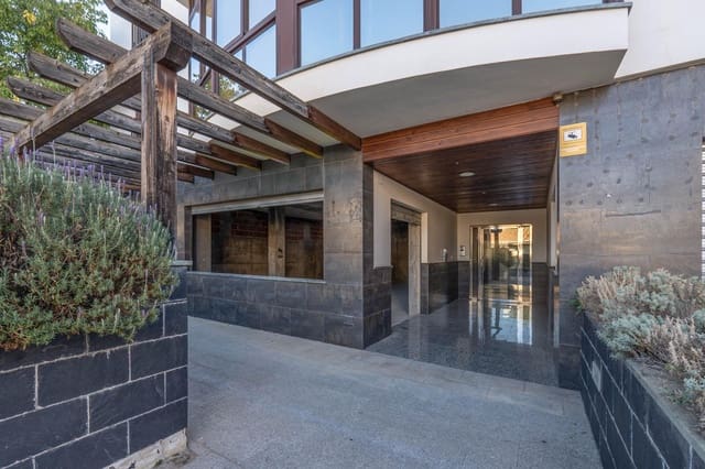 Commerciale in vendita in Cájar - 95.000 € (Rif: 9675045)