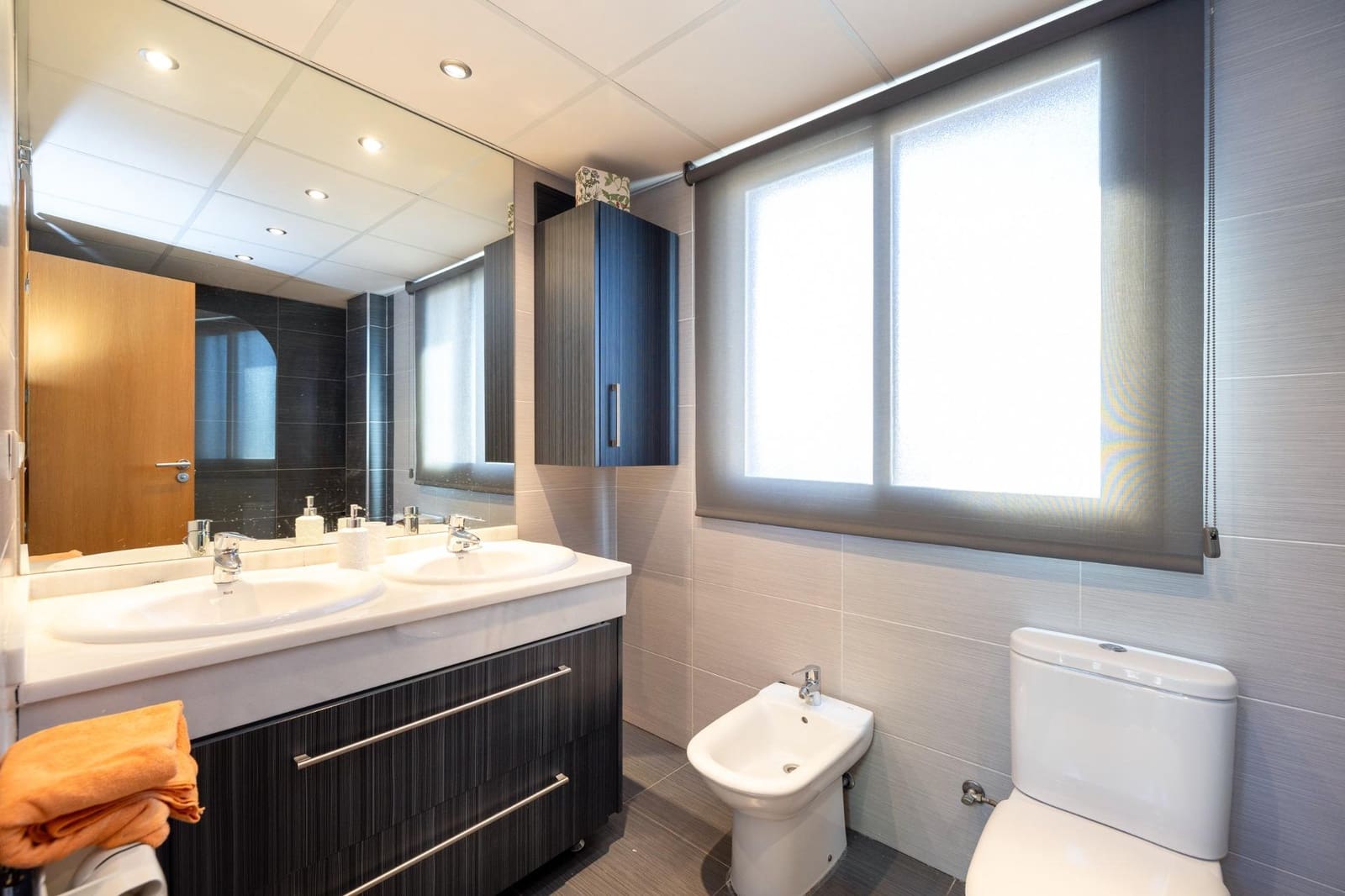 4 slaapkamer Villa te koop in Huetor Vega met zwembad garage - € 458.000 (Ref: 9675049)