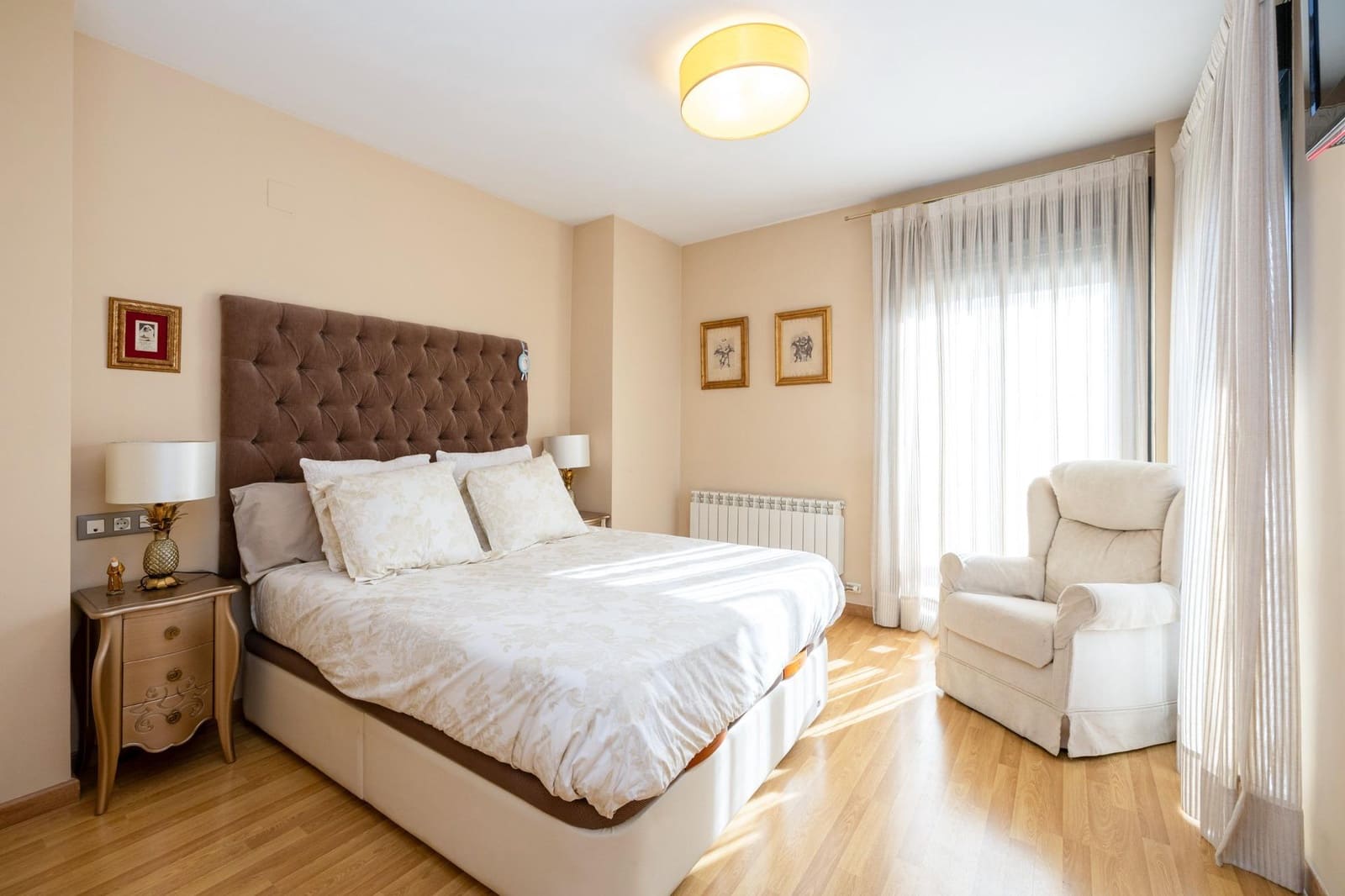 4 slaapkamer Villa te koop in Huetor Vega met zwembad garage - € 458.000 (Ref: 9675049)