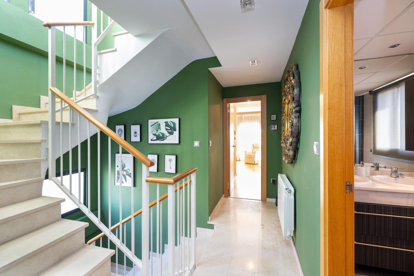 4 slaapkamer Villa te koop in Huetor Vega met zwembad garage - € 458.000 (Ref: 9675049)