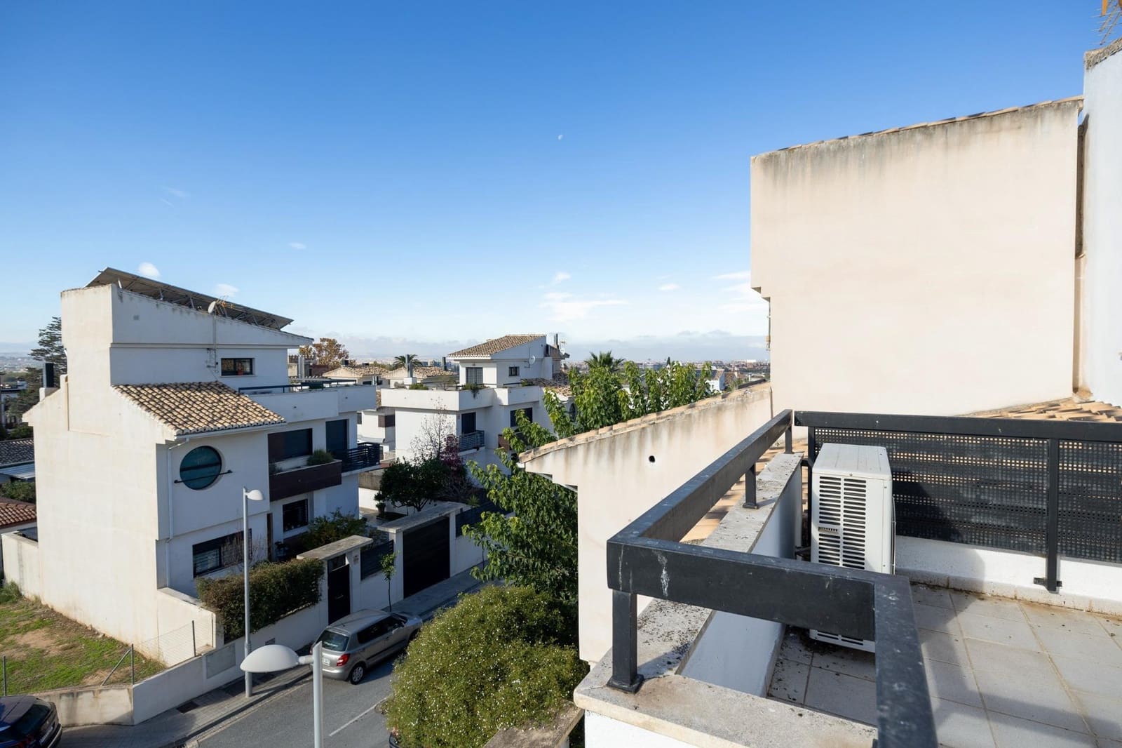 4 slaapkamer Villa te koop in Huetor Vega met zwembad garage - € 458.000 (Ref: 9675049)