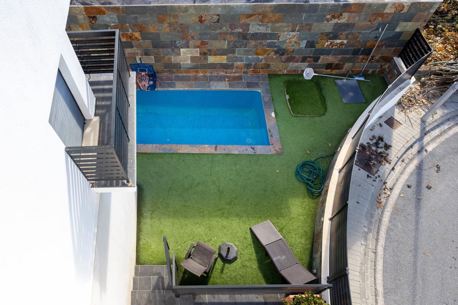 4 slaapkamer Villa te koop in Huetor Vega met zwembad garage - € 458.000 (Ref: 9675049)