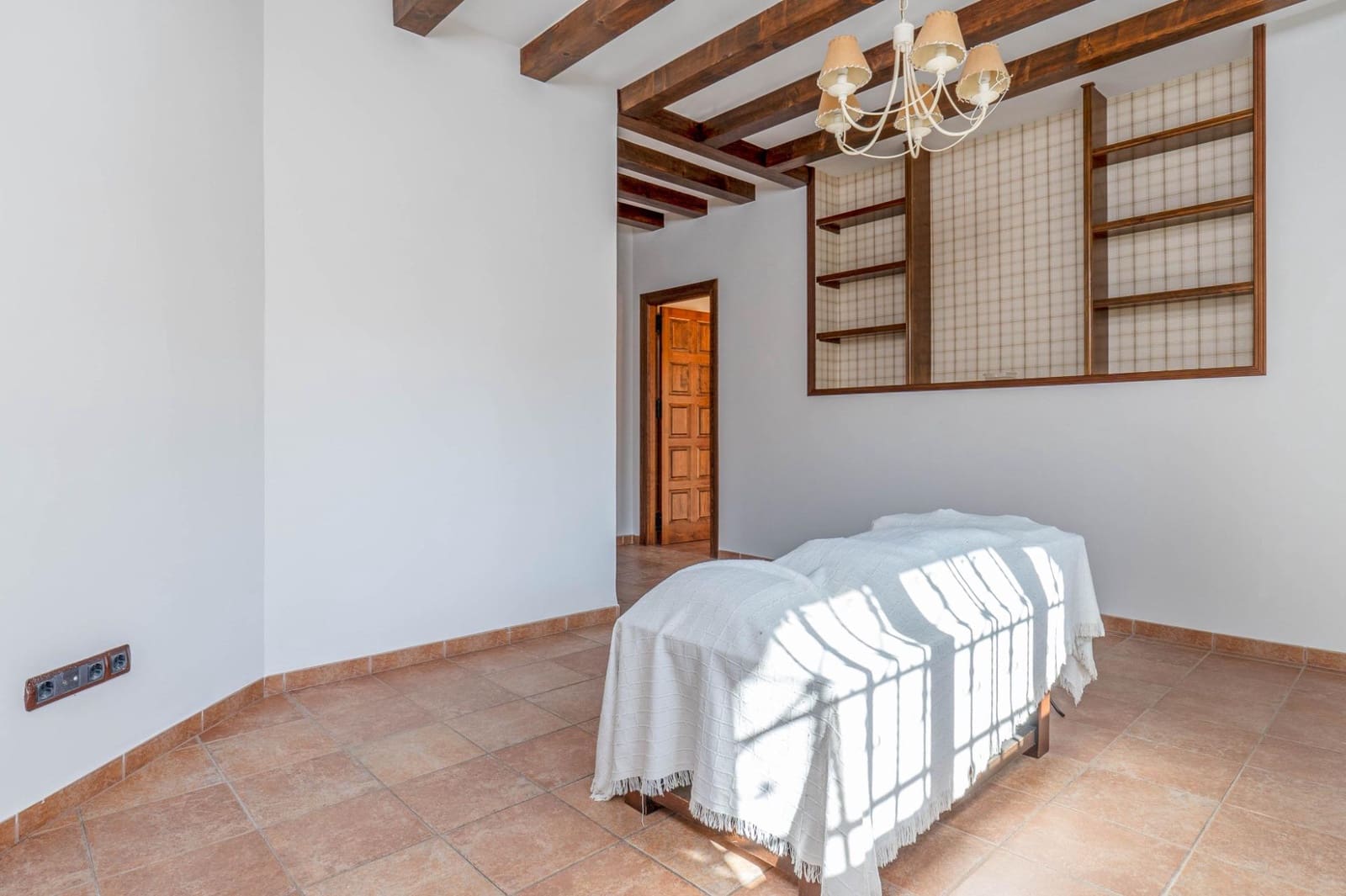 5 sypialnia Willa na sprzedaż w Santa Fe z basenem garażem - 450 000 € (Ref: 9675051)