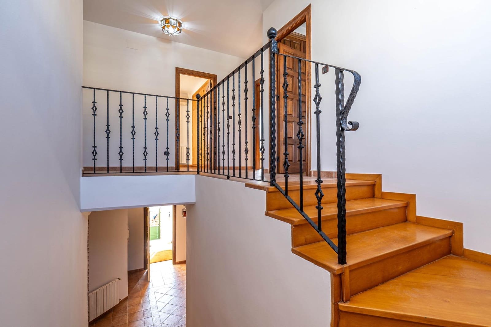 5 sypialnia Willa na sprzedaż w Santa Fe z basenem garażem - 450 000 € (Ref: 9675051)