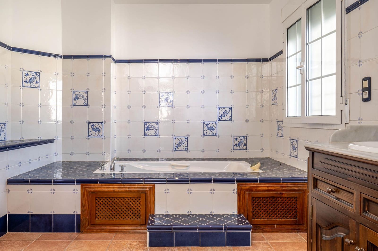 5 sypialnia Willa na sprzedaż w Santa Fe z basenem garażem - 450 000 € (Ref: 9675051)