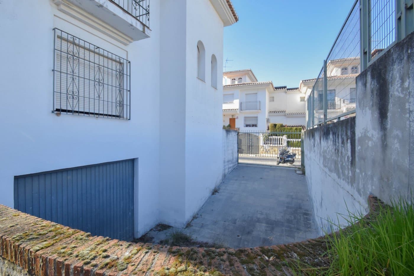 Gewerbe zu verkaufen in Granada Stadt - 455.000 € (Ref: 9675052)