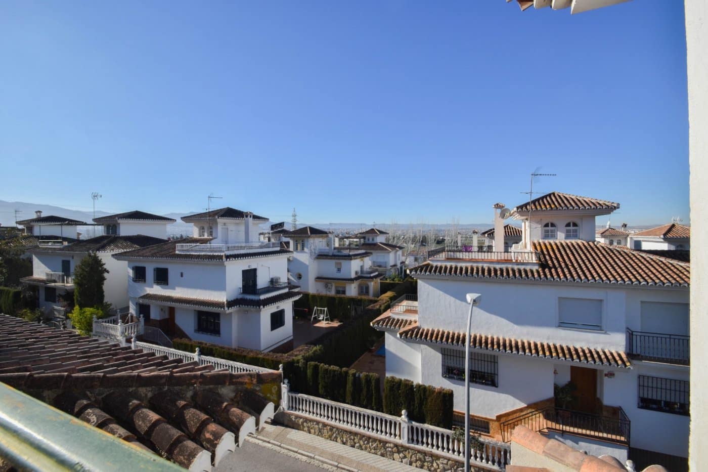 Gewerbe zu verkaufen in Granada Stadt - 455.000 € (Ref: 9675052)