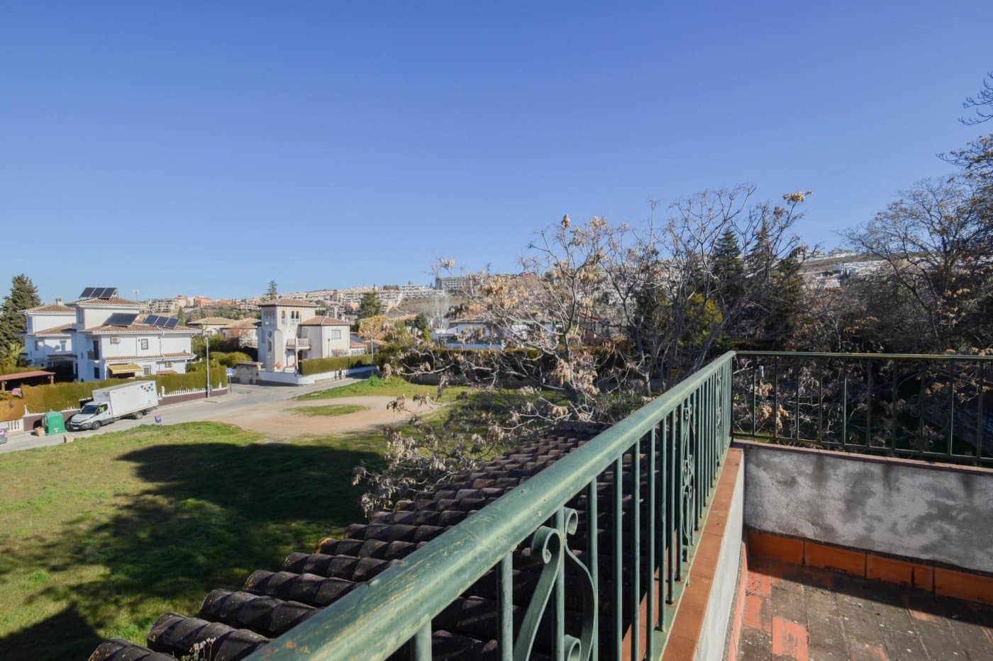 Gewerbe zu verkaufen in Granada Stadt - 455.000 € (Ref: 9675052)