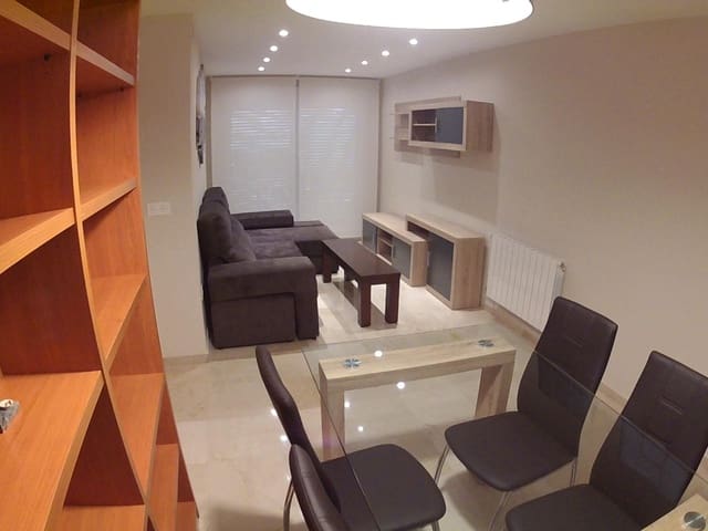 4 sovrum Lägenhet att hyra i Granada stad - 1 350 € (Ref: 9677643)