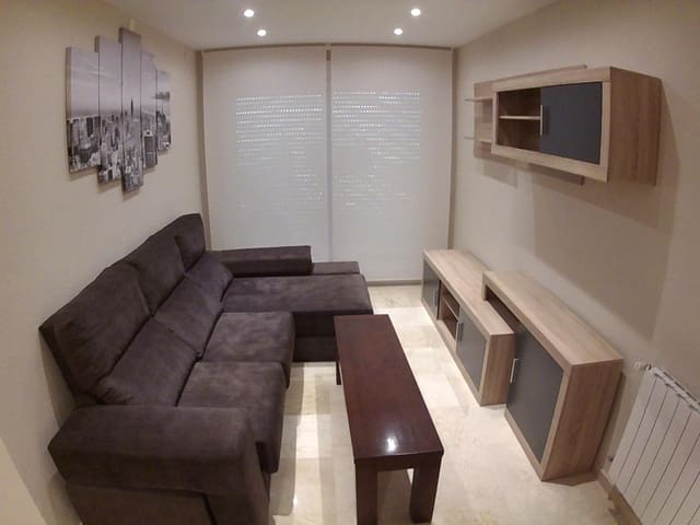 4 sovrum Lägenhet att hyra i Granada stad - 1 350 € (Ref: 9677643)