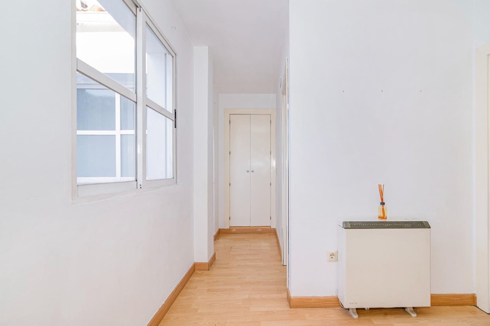 2 slaapkamer Penthouse te koop in La Zubia met zwembad garage - € 200.000 (Ref: 9680017)