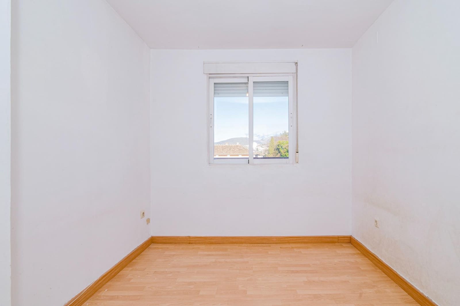 2 slaapkamer Penthouse te koop in La Zubia met zwembad garage - € 200.000 (Ref: 9680017)