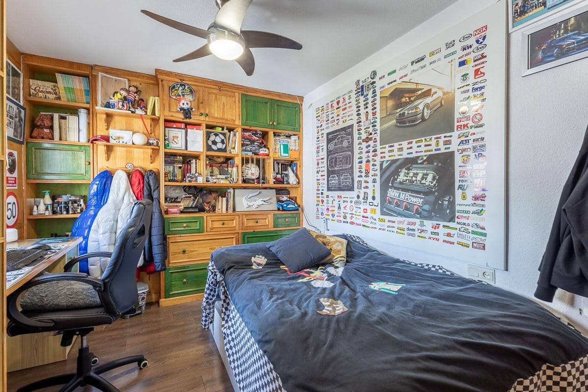 5 soveværelse Rækkehus til salg i Ogijares med garage - € 339.000 (Ref: 9680019)