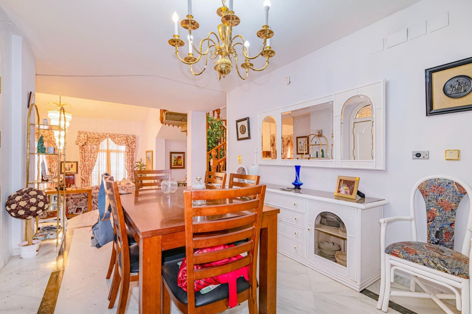 5 slaapkamer Villa te koop in La Zubia met zwembad garage - € 1.190.000 (Ref: 9686782)