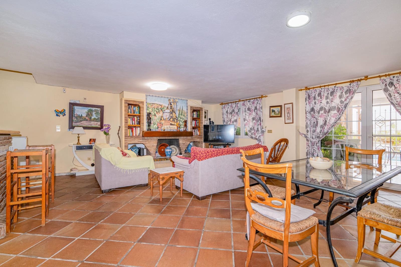 5 slaapkamer Villa te koop in La Zubia met zwembad garage - € 1.190.000 (Ref: 9686782)