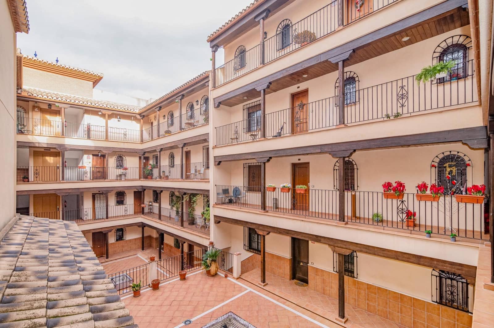 2 bedroom Flat for sale in La Zubia - € 150,000 (Ref: 9686783)