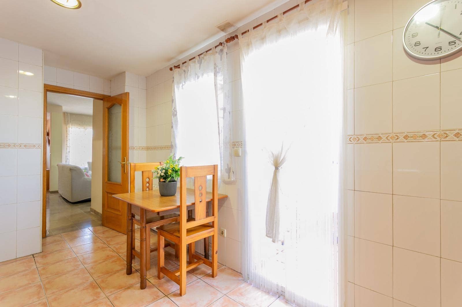 3 camera da letto Villetta a Schiera in vendita in Granada citta con garage - 290.000 € (Rif: 9686787)