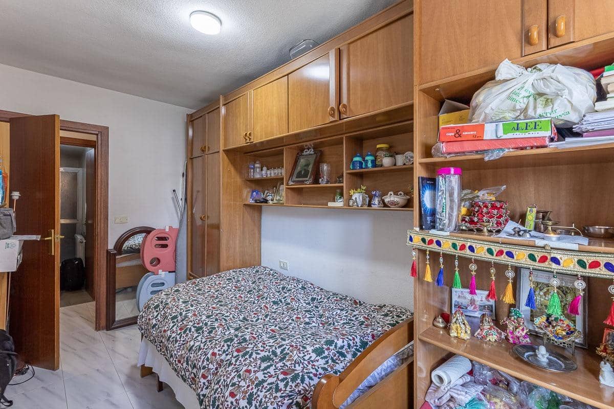 4 slaapkamer Flat te koop in Granada stad met garage - € 269.000 (Ref: 9686788)