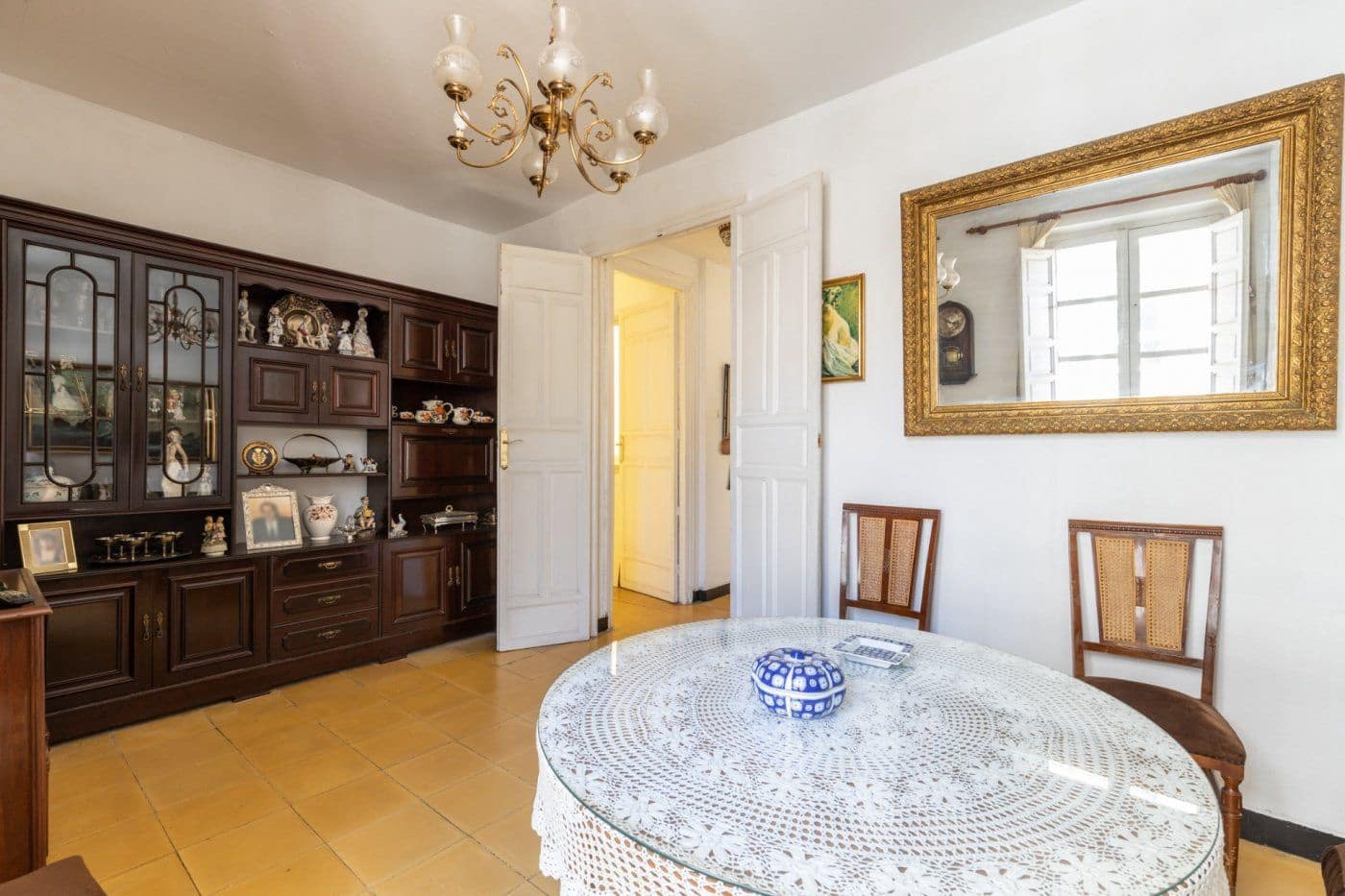 Erhverv til salg i Granada by - € 1.099.999 (Ref: 9698967)