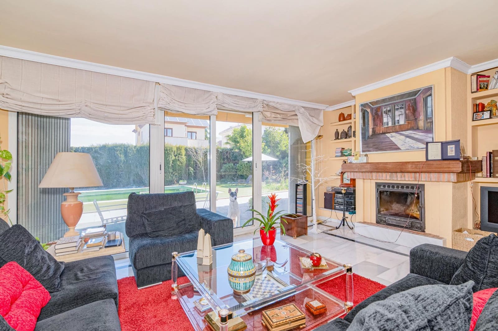 6 bedroom Villa for sale in Gojar with garage - € 480,000 (Ref: 9702136)