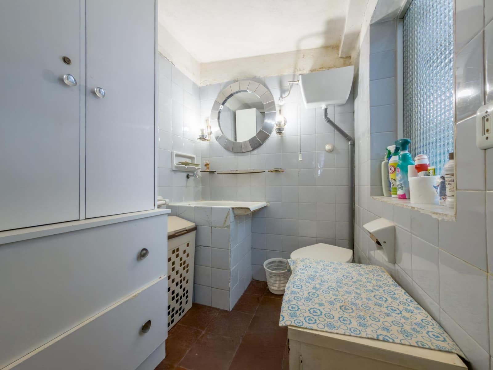 6 bedroom Semi-detached Villa for sale in Granada city with garage - € 595,000 (Ref: 9709223)