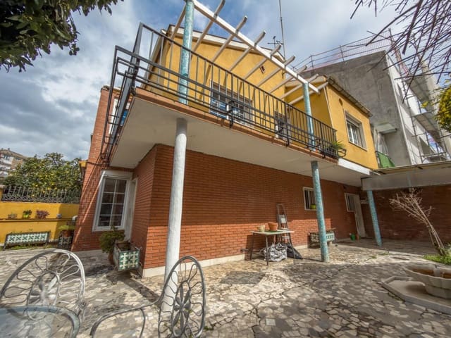 6 soveværelse Semi-Rækkehus til salg i Zaidin, Granada by med garage - € 595.000 (Ref: 9709223)