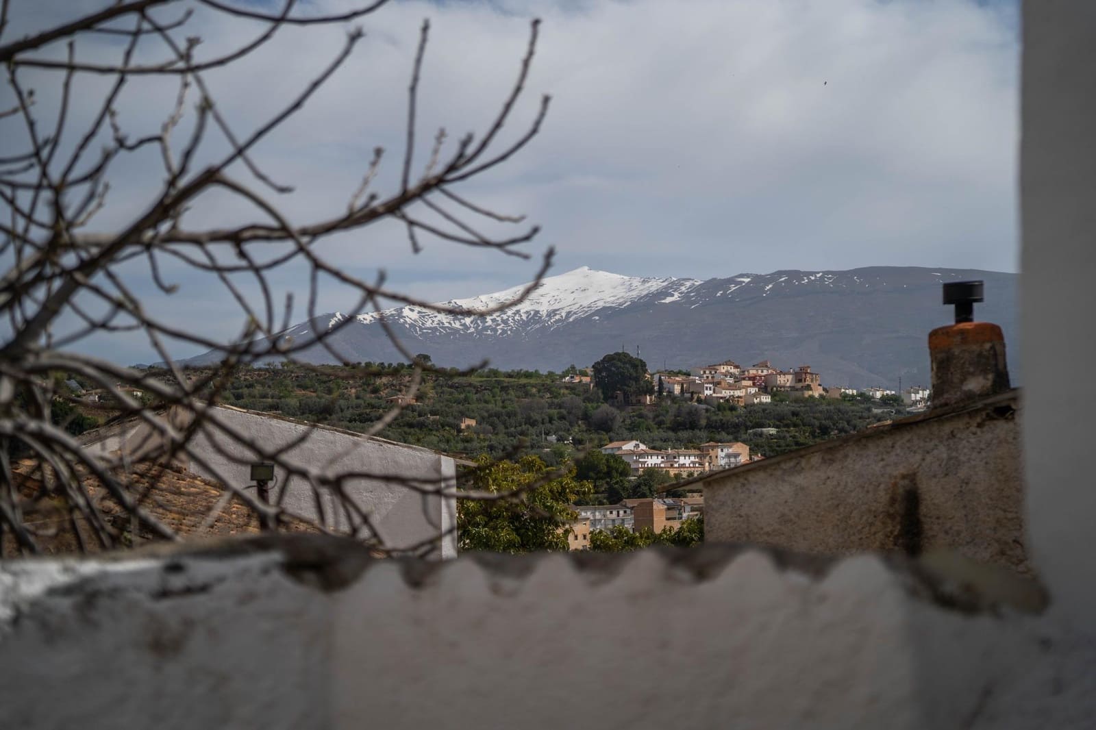 4 bedroom Finca/Country House for sale in Albunuelas - € 47,000 (Ref: 9712217)