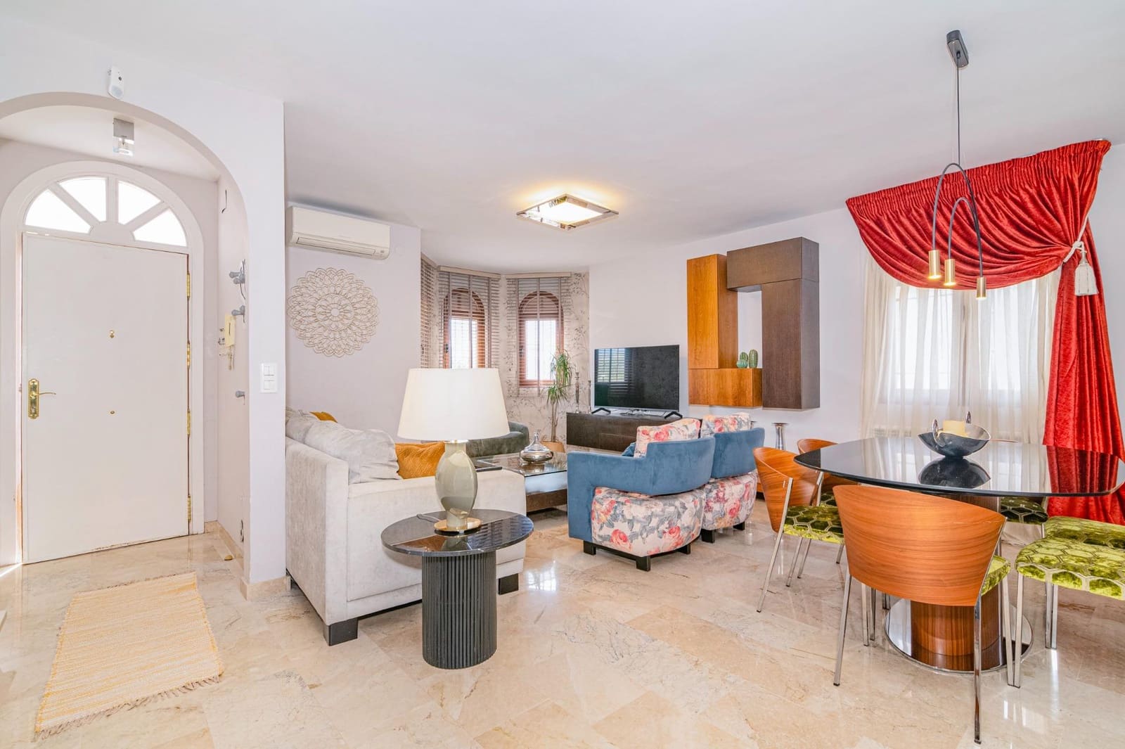 3 bedroom Semi-detached Villa for sale in Peligros with pool garage - € 318,000 (Ref: 9712220)