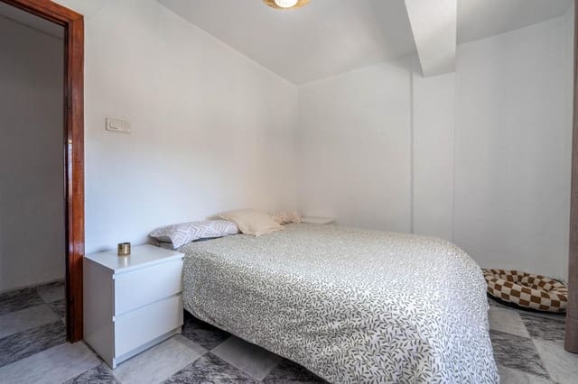 3 camera da letto Appartamento in vendita in Zaidin, Granada città - 180.000 € (Rif: 9721914)