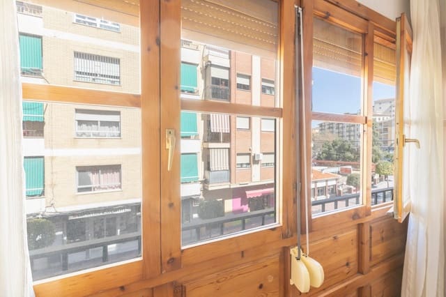 4 camera da letto Appartamento in vendita in Loja - 119.000 € (Rif: 9721915)