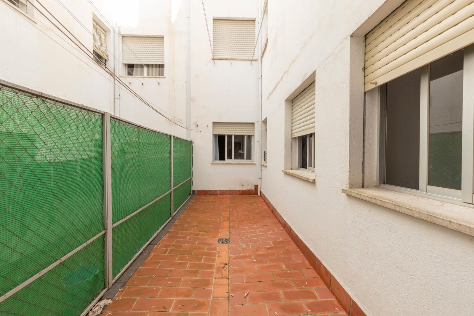 4 bedroom Flat for sale in Loja - € 119,000 (Ref: 9721915)